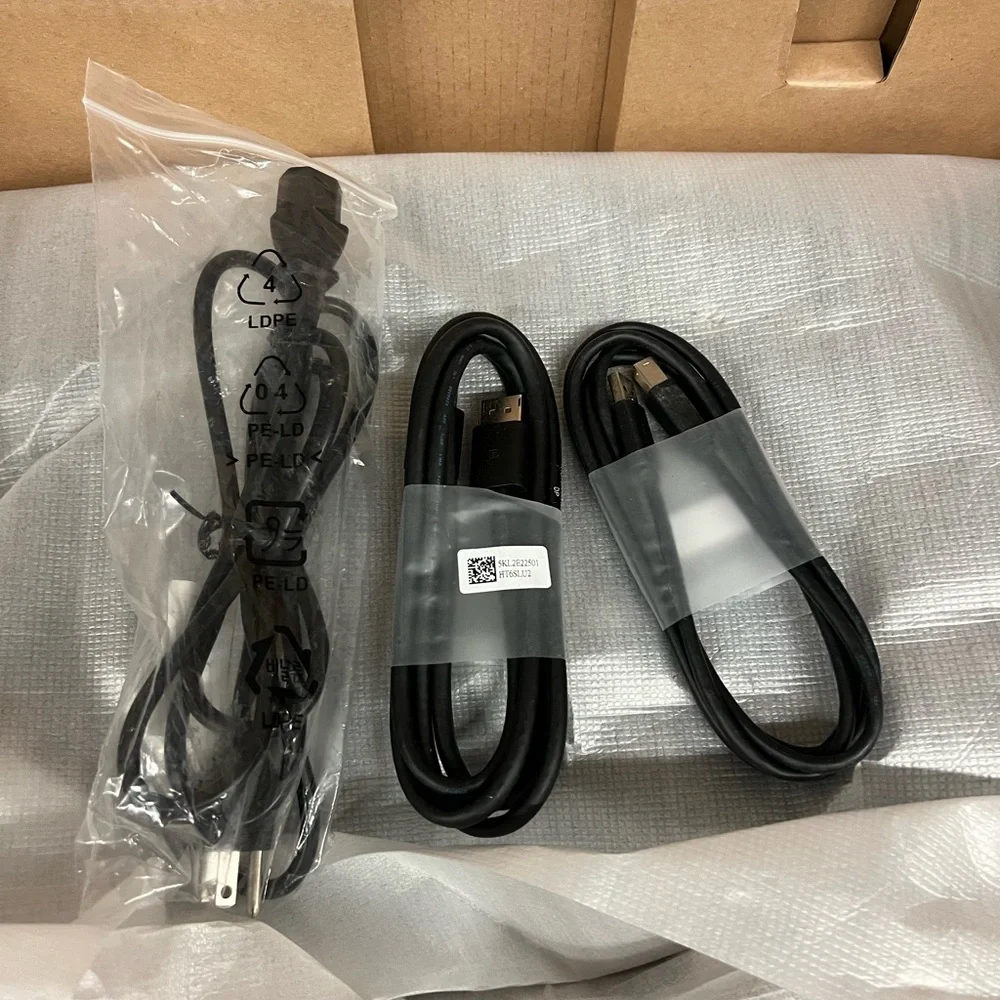 NEW Dell P Series 21.5